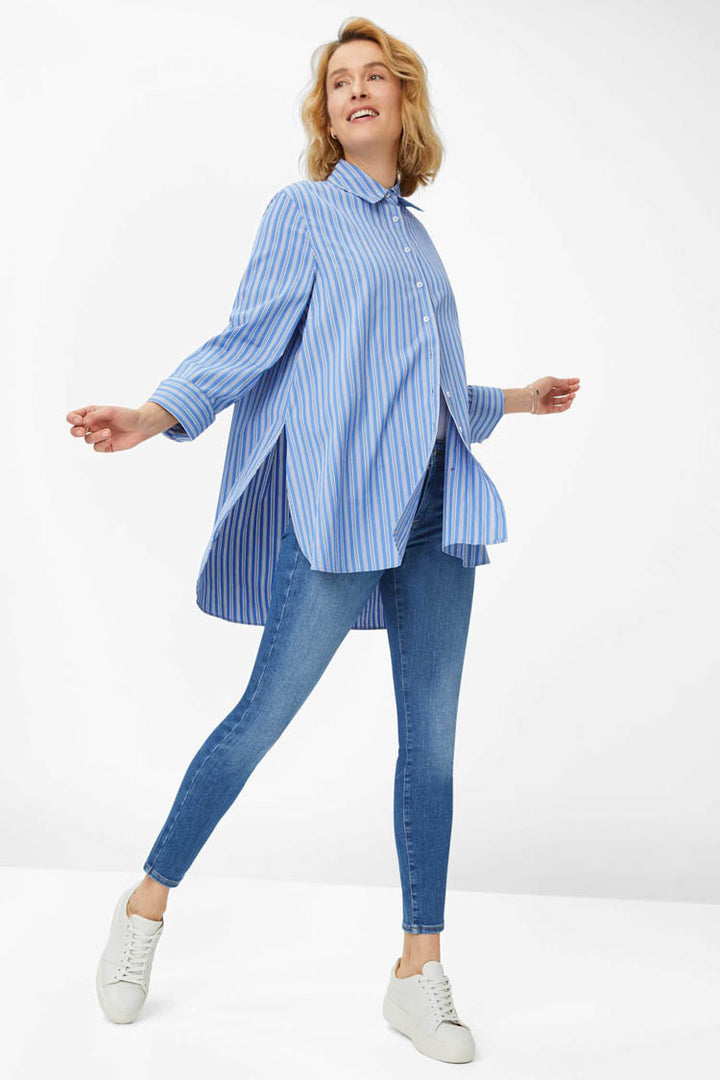 Ana Slim Jeans in Used Light Blue