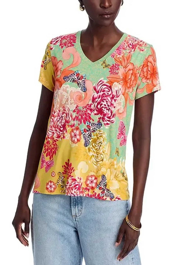 Charlie Janie Fav SS V-Neck Tee