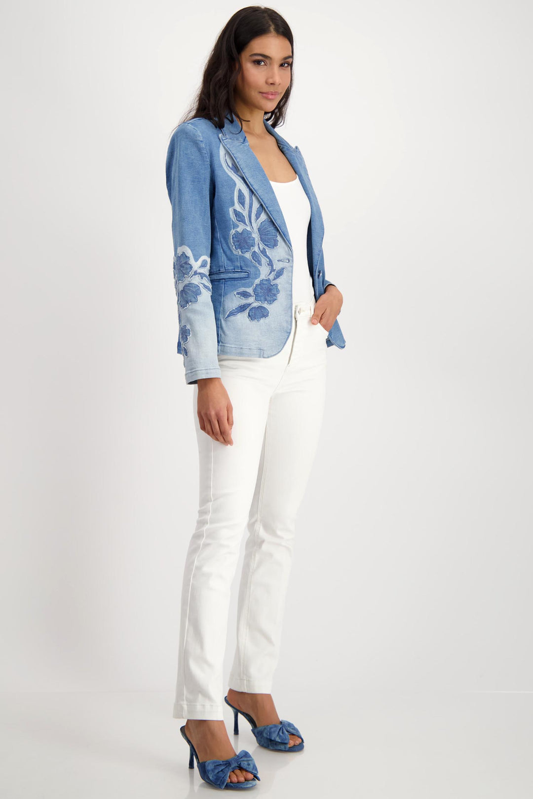 Denim Blazer w Floral Pattern