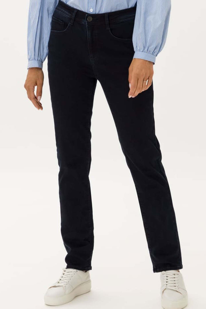 Mary Slim Fit Jeans in Clean Dark Blue