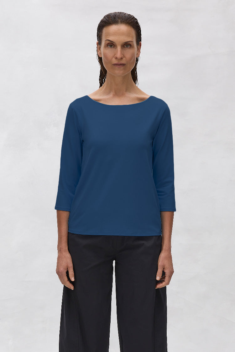 Relaxed Boat Neck in Galaxy