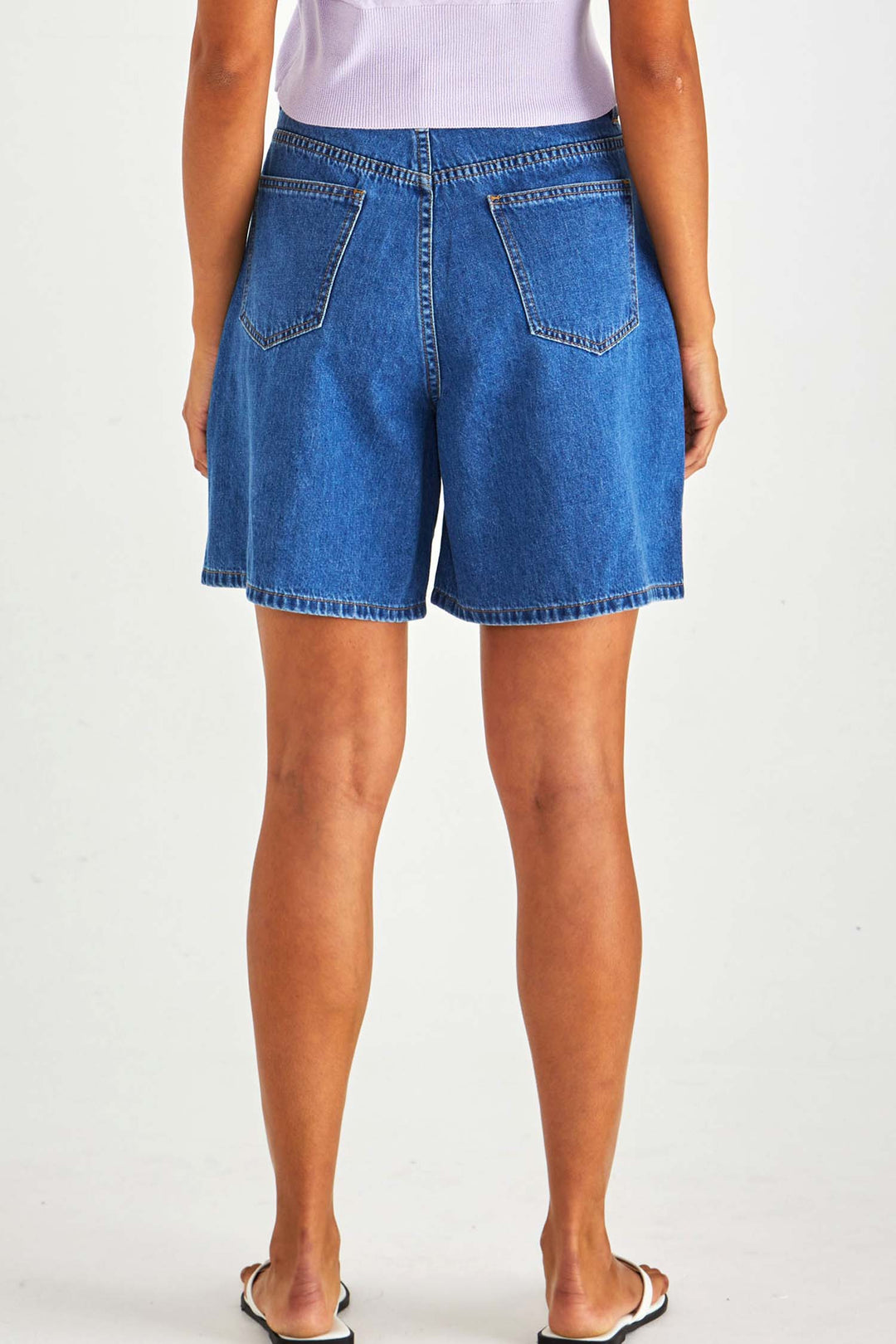 Sabine Denim Shorts in Mid Blue Wash