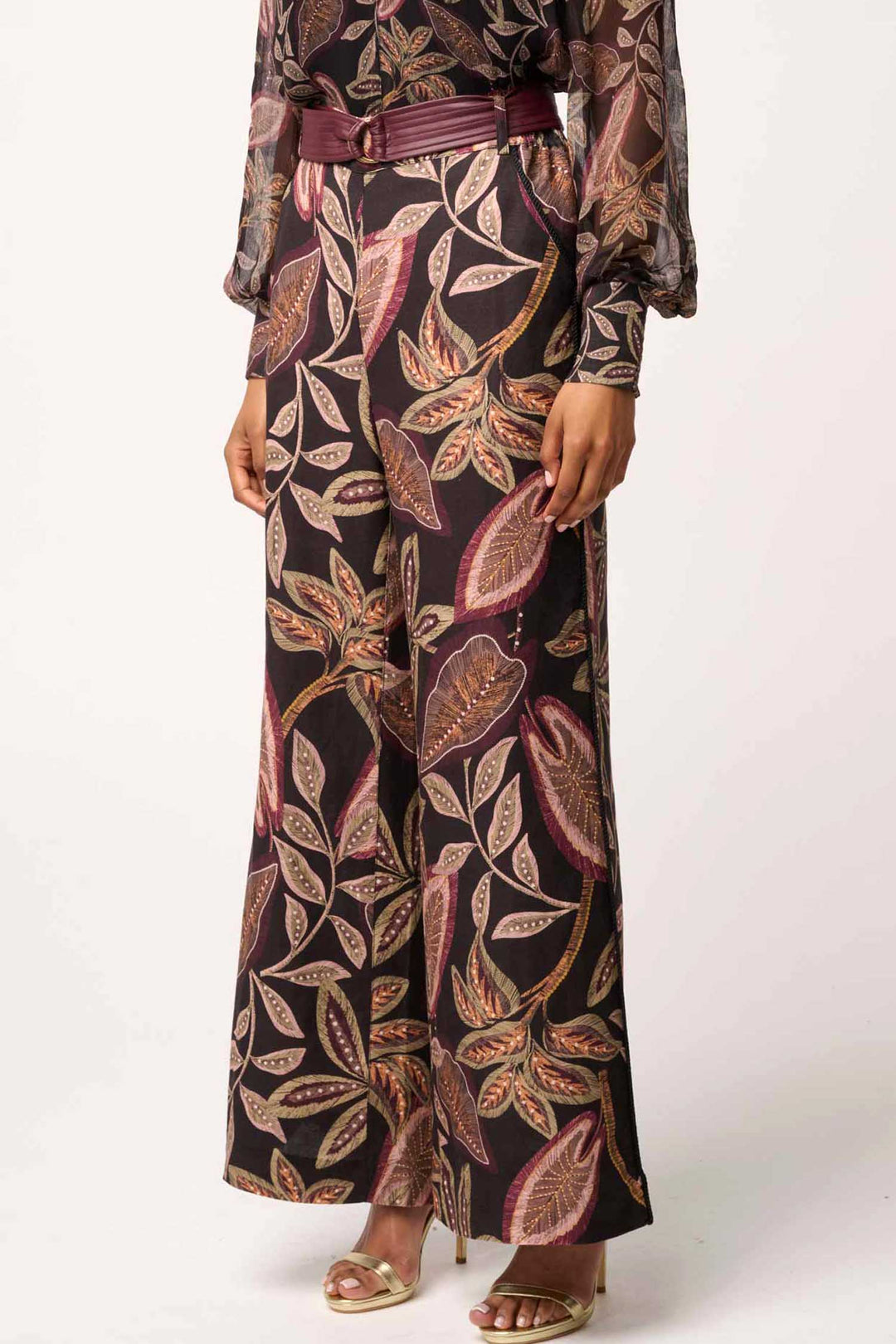 Adele Linen Belted Printed Pant in Dark Tropique