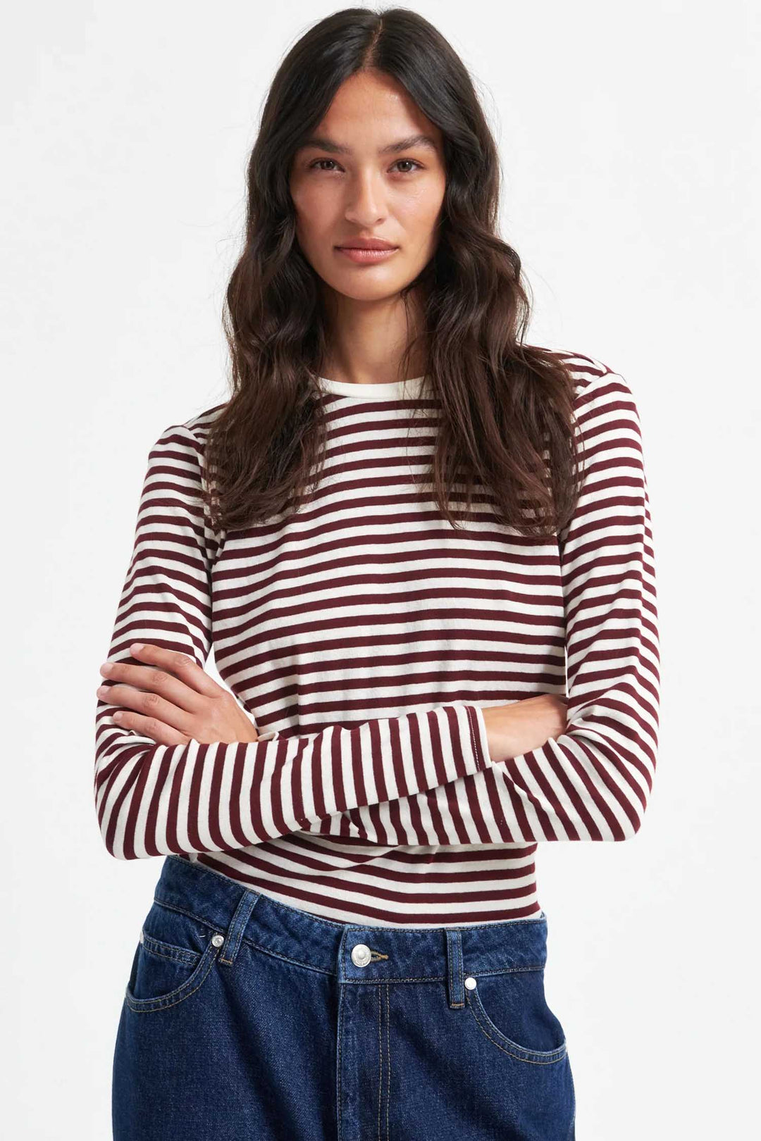 Alvilda O-Neck L/S Tee in Fudge