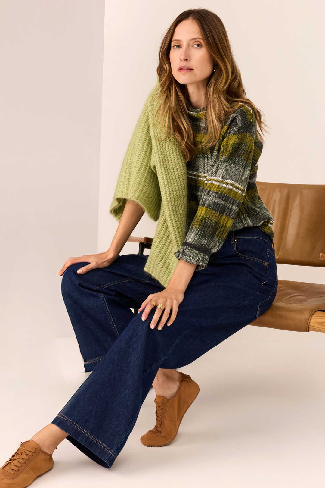 Andie Cropped Jean in Dark Wash
