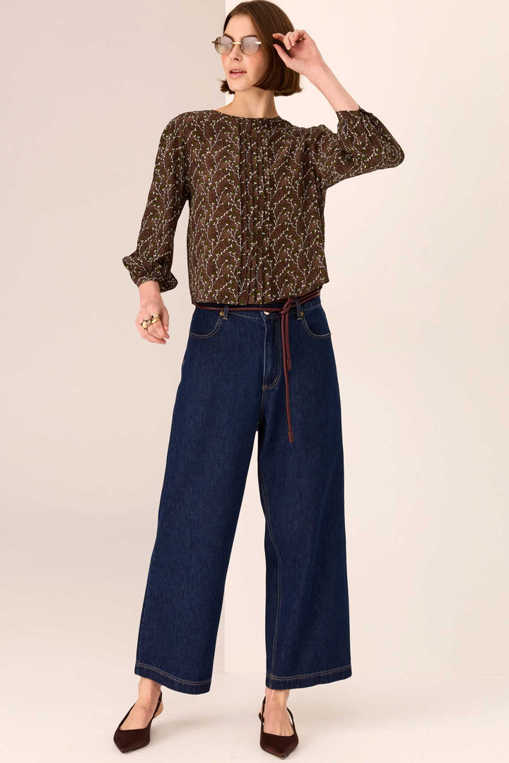 Andie Cropped Jean in Dark Wash