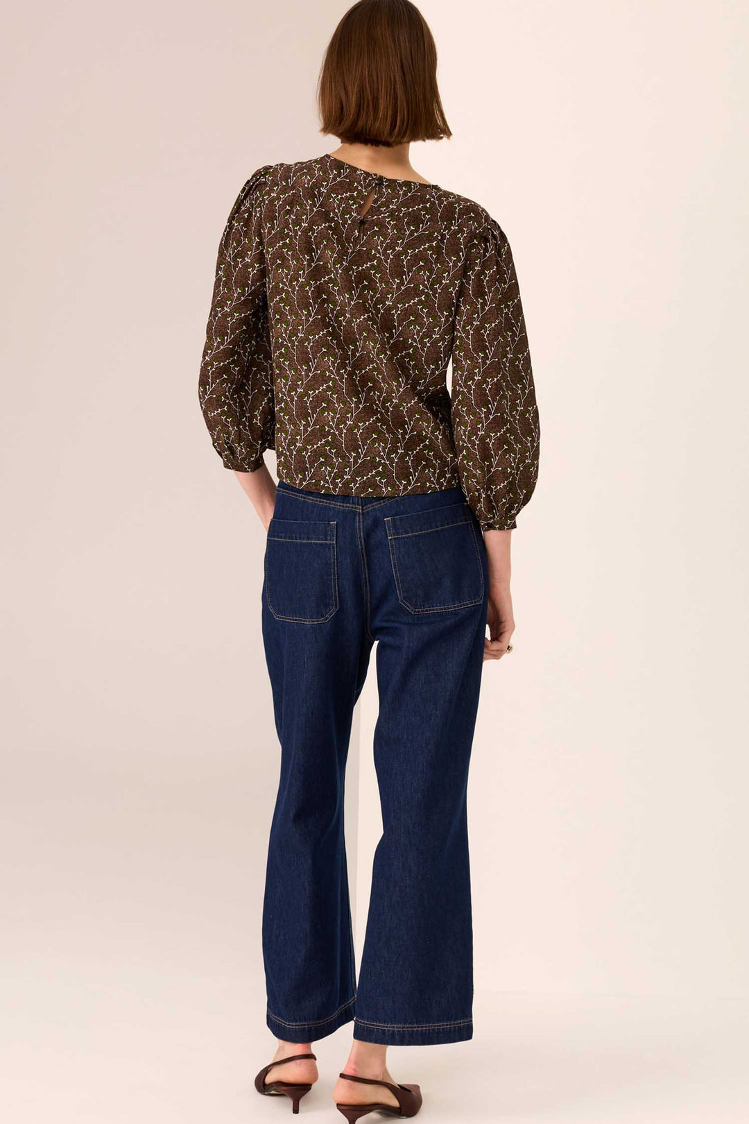 Andie Cropped Jean in Dark Wash