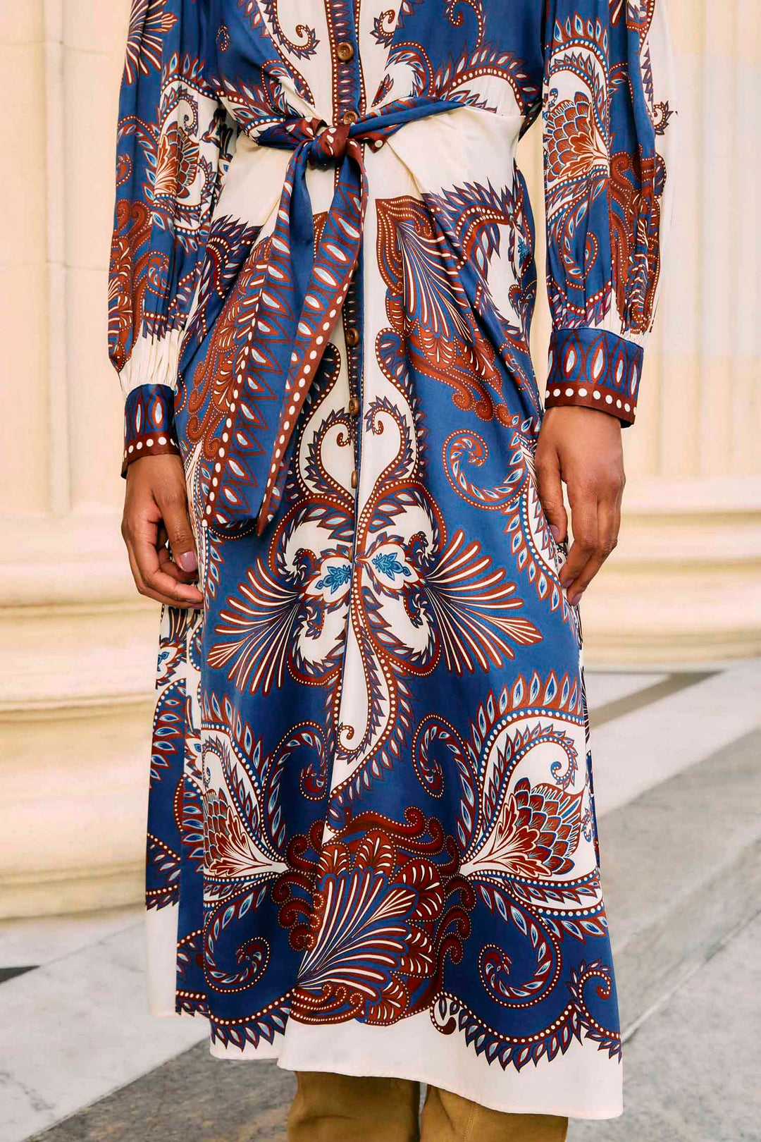 Arabesque Scarf Blue Midi Dress