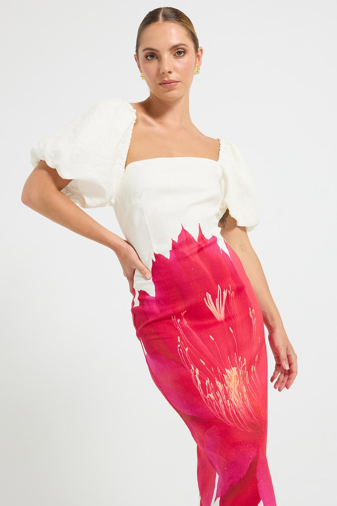 Aurelia Sleeve Midi Dress in Magenta Floral