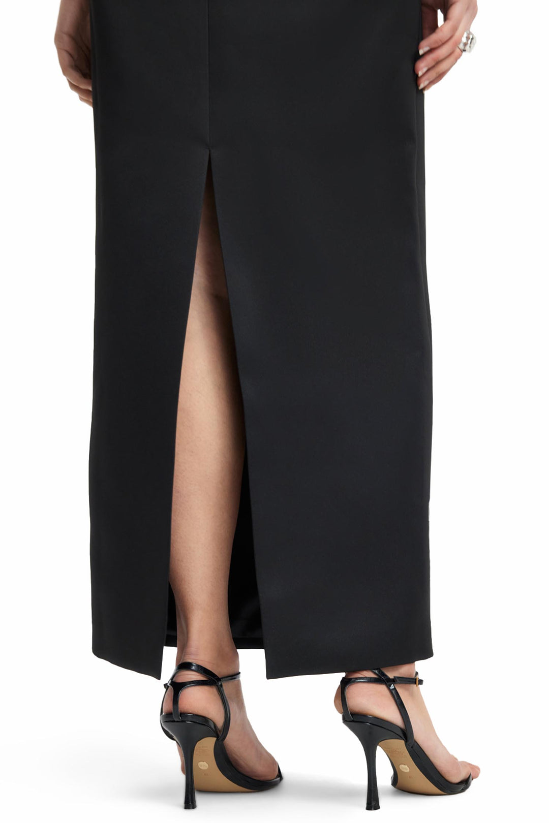 Ava Halterneck Applique Floral Maxi Dress in Ebony Vine Print