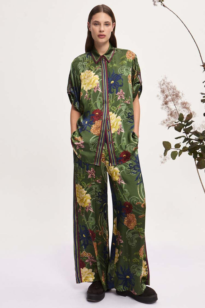 Avery Silk Pant in Green