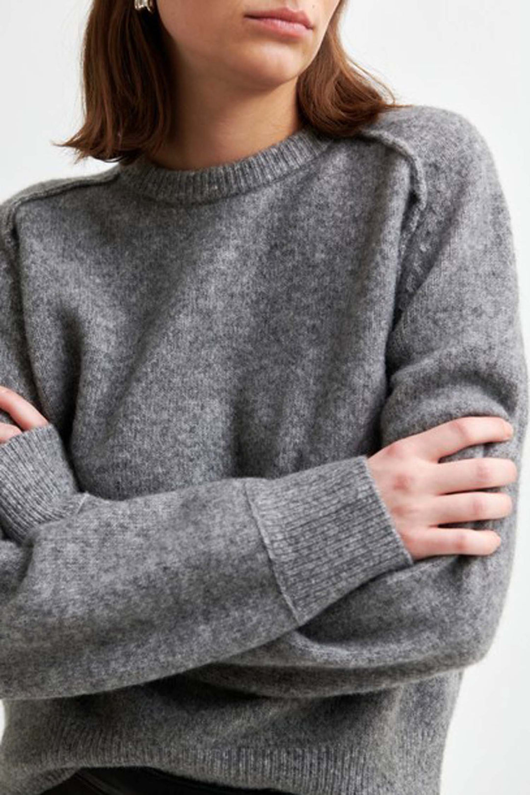 Banja Knit Raglan O-Neck in Mid Grey Melange