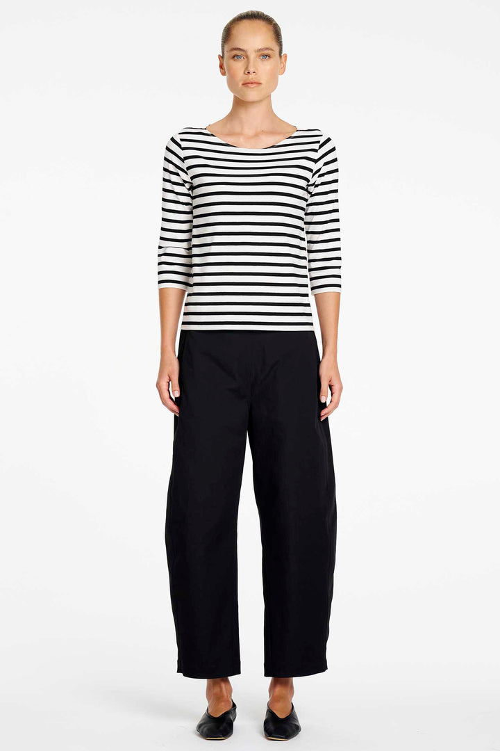 Barrel Leg Pant in Black