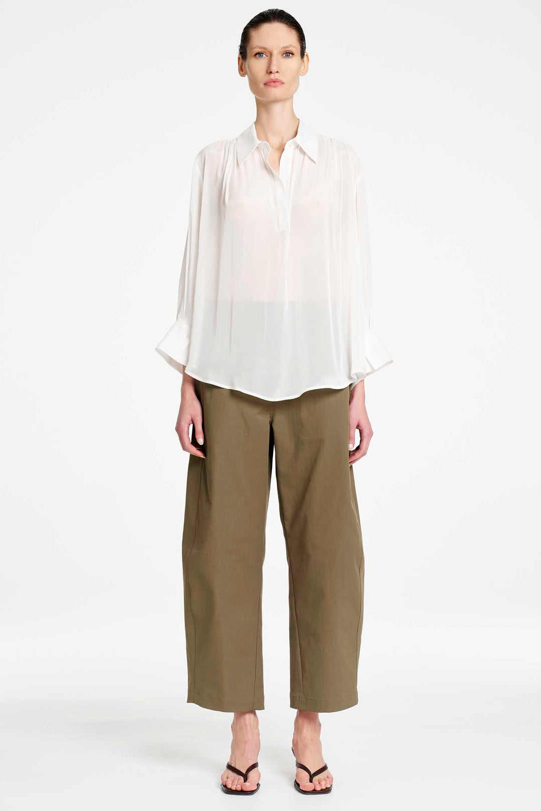 Barrel Leg Pant in Olive