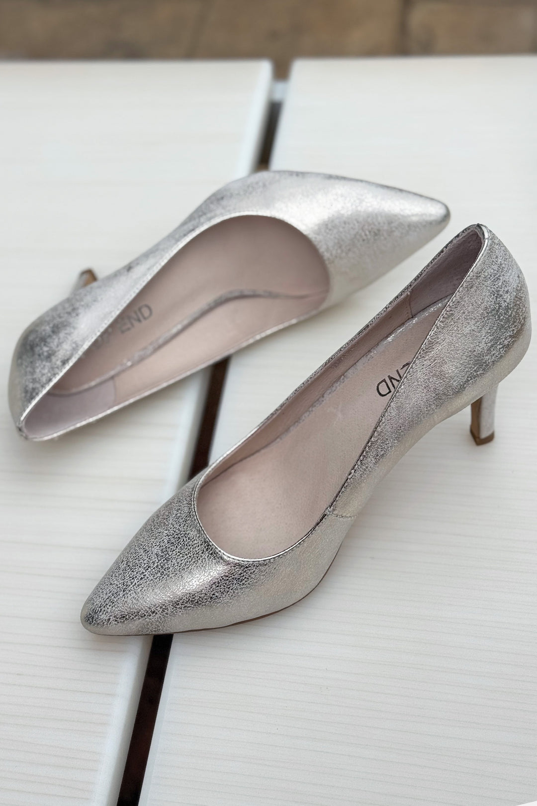 Barrios Wash Leather Heels in Beige Gold