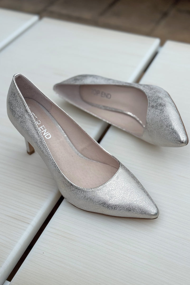 Barrios Wash Leather Heels in Beige Gold