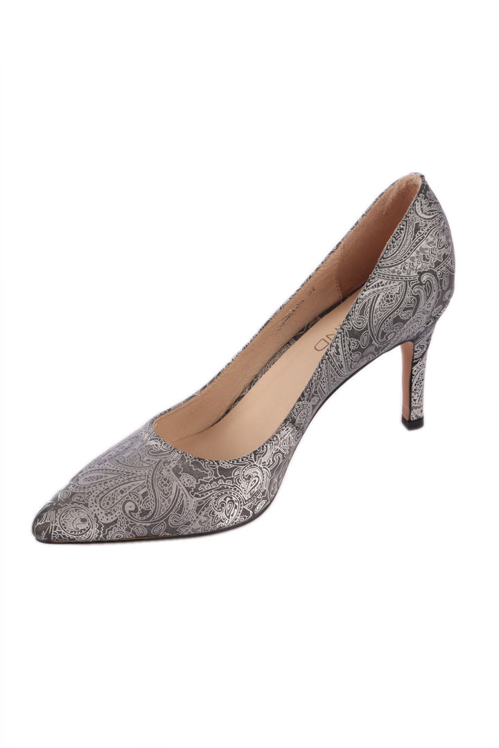 Barrios Leather Heels in Silver Print