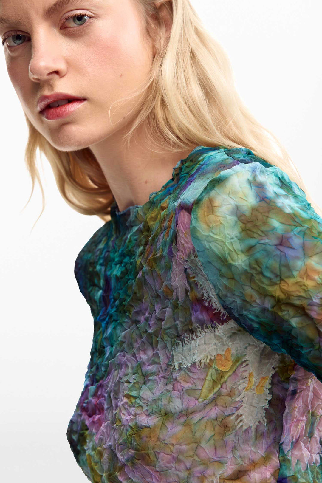 Bettle Blouse in Azul Mineral