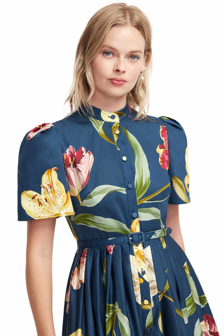Bianca Short Sleeve Midi Dress in Lily Print in Indigo