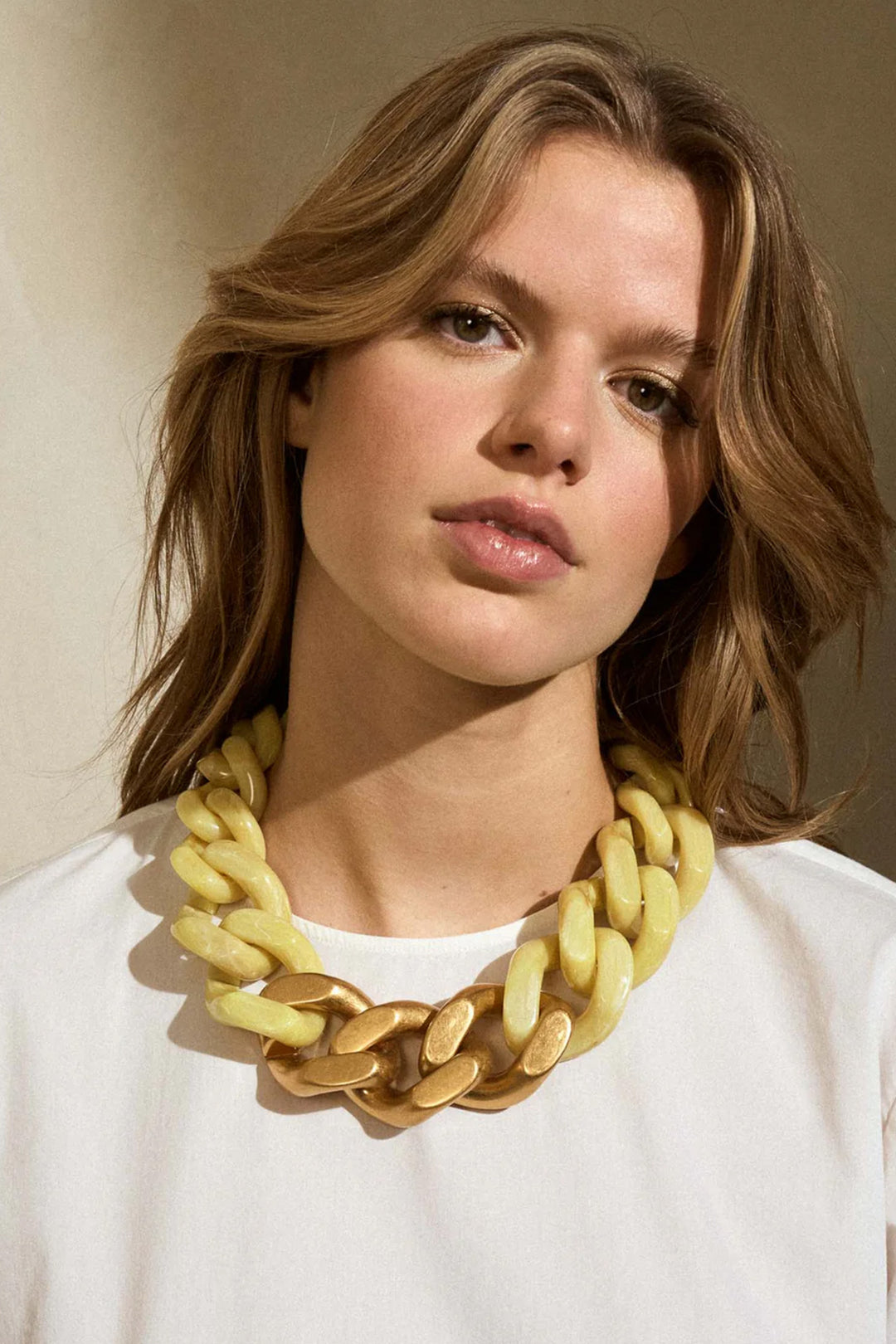 Big Flat Chain Necklace in Bicolour Yellow Marble Gold Vintage