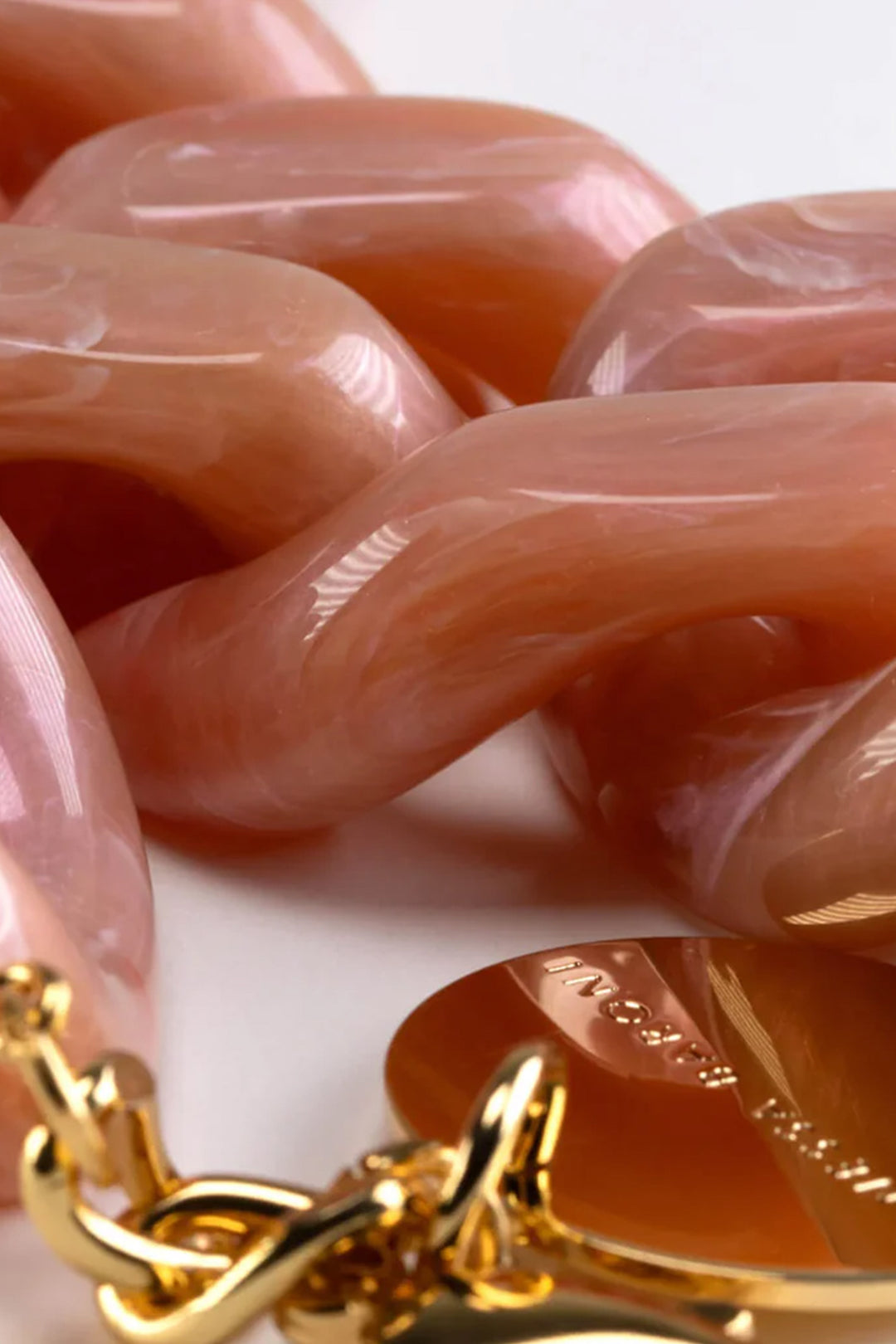 Big Flat Chain Necklace in Peach Marble