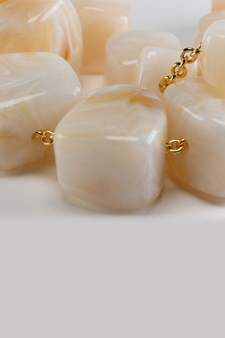 Big Organic Shaped Necklace in Pearl Marble