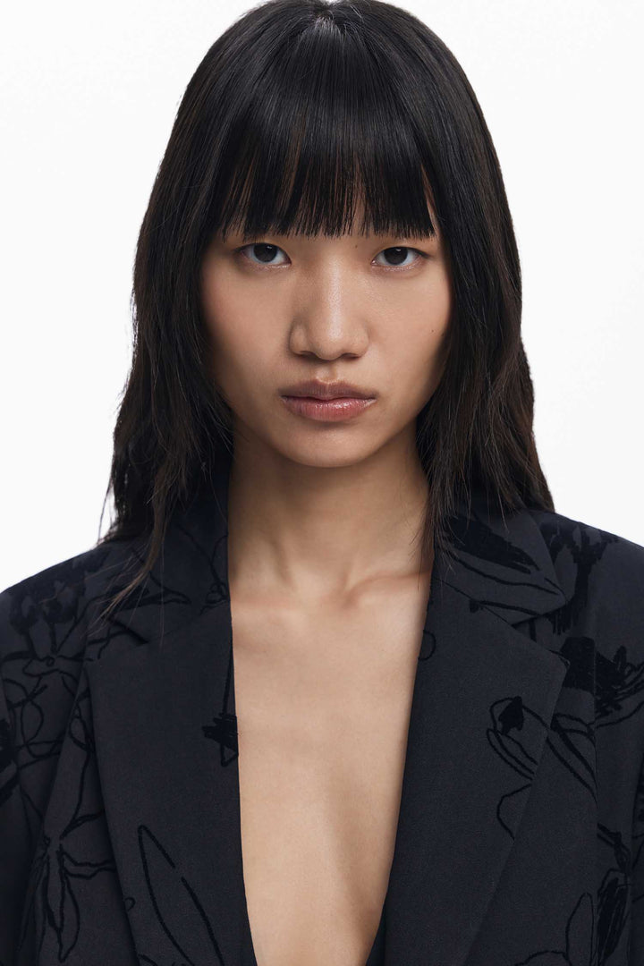 Flockarty Blazer w Velvet Details in Black