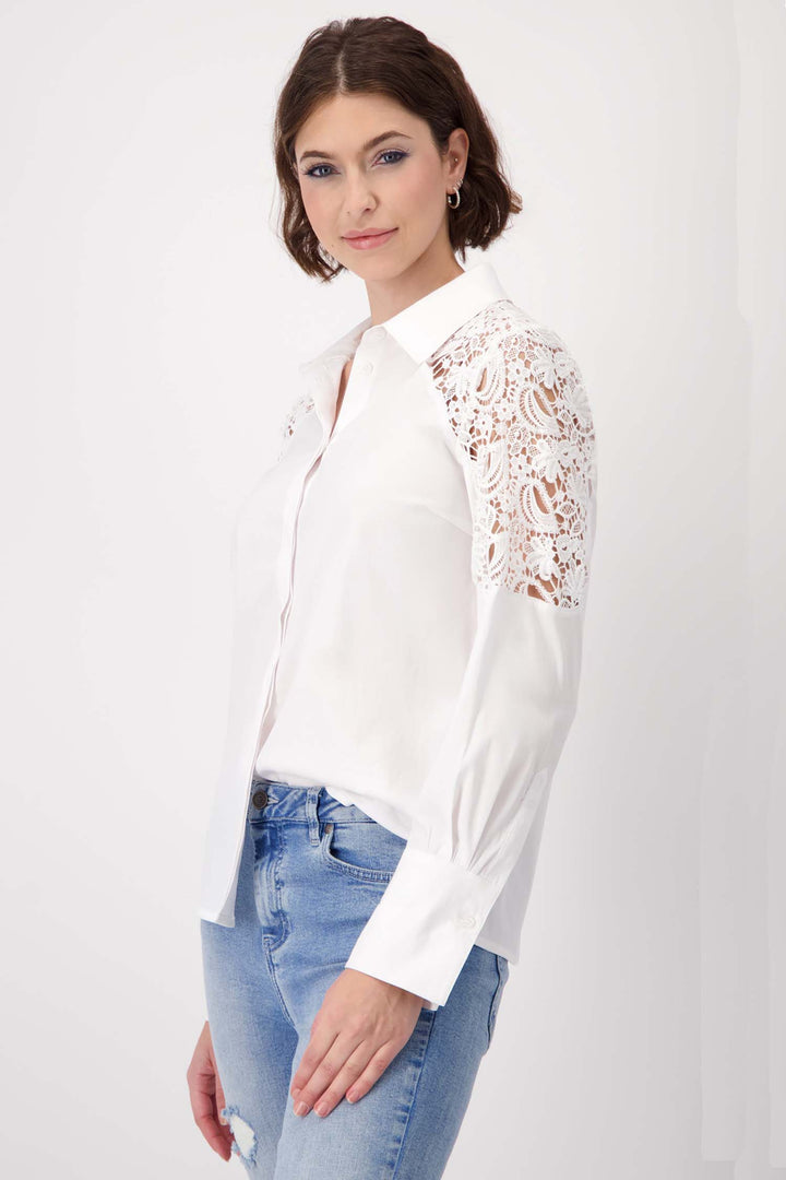 Blouse w Lace Shoulder Detail