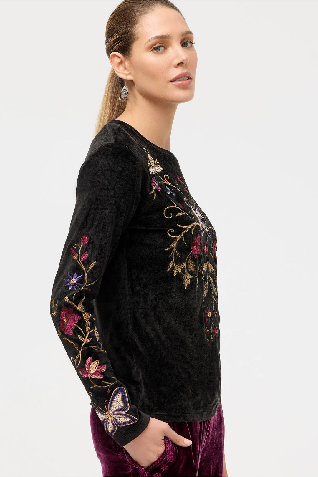 Bounce Velour Mock Neck in Carminia