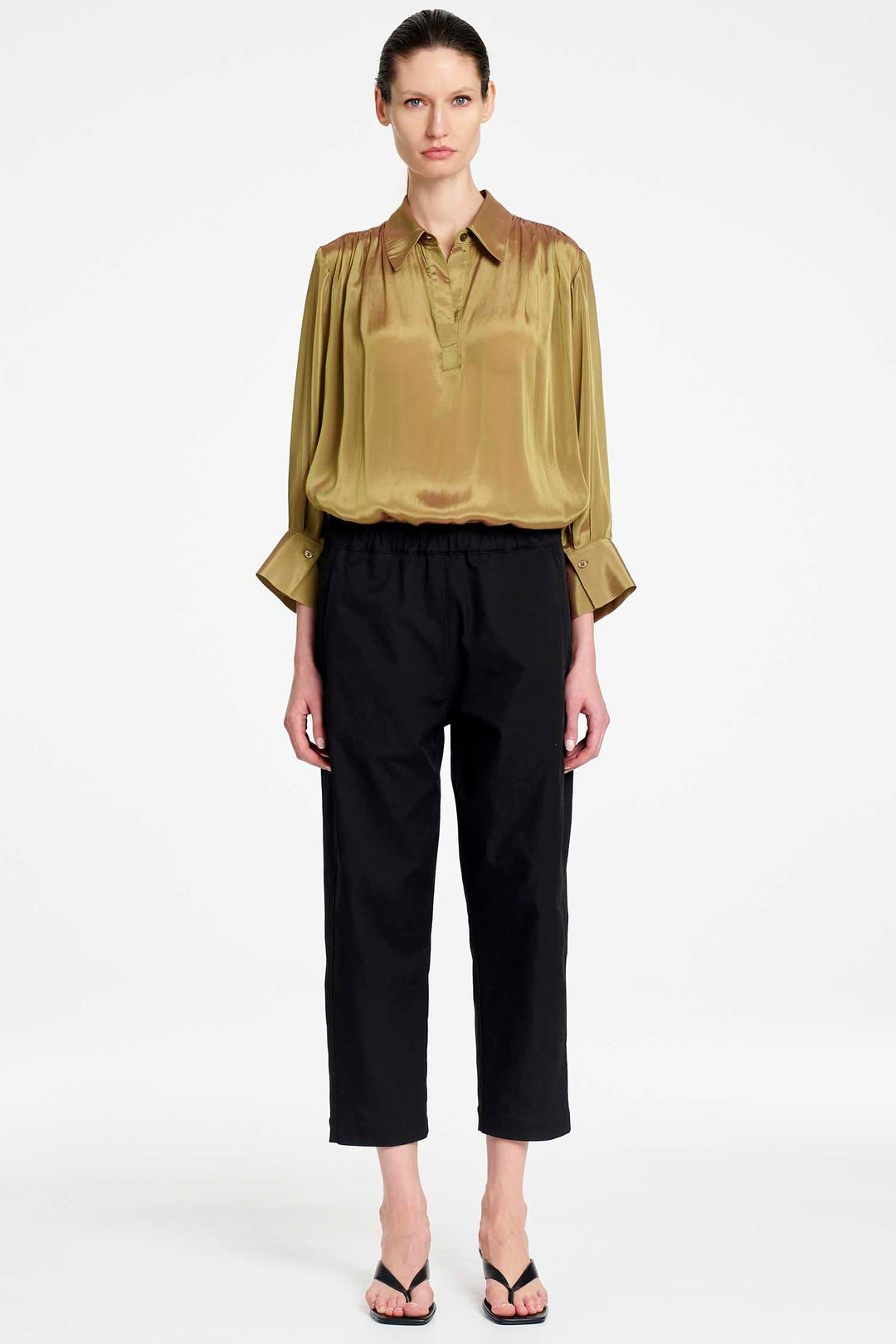 Bow Pant in Black
