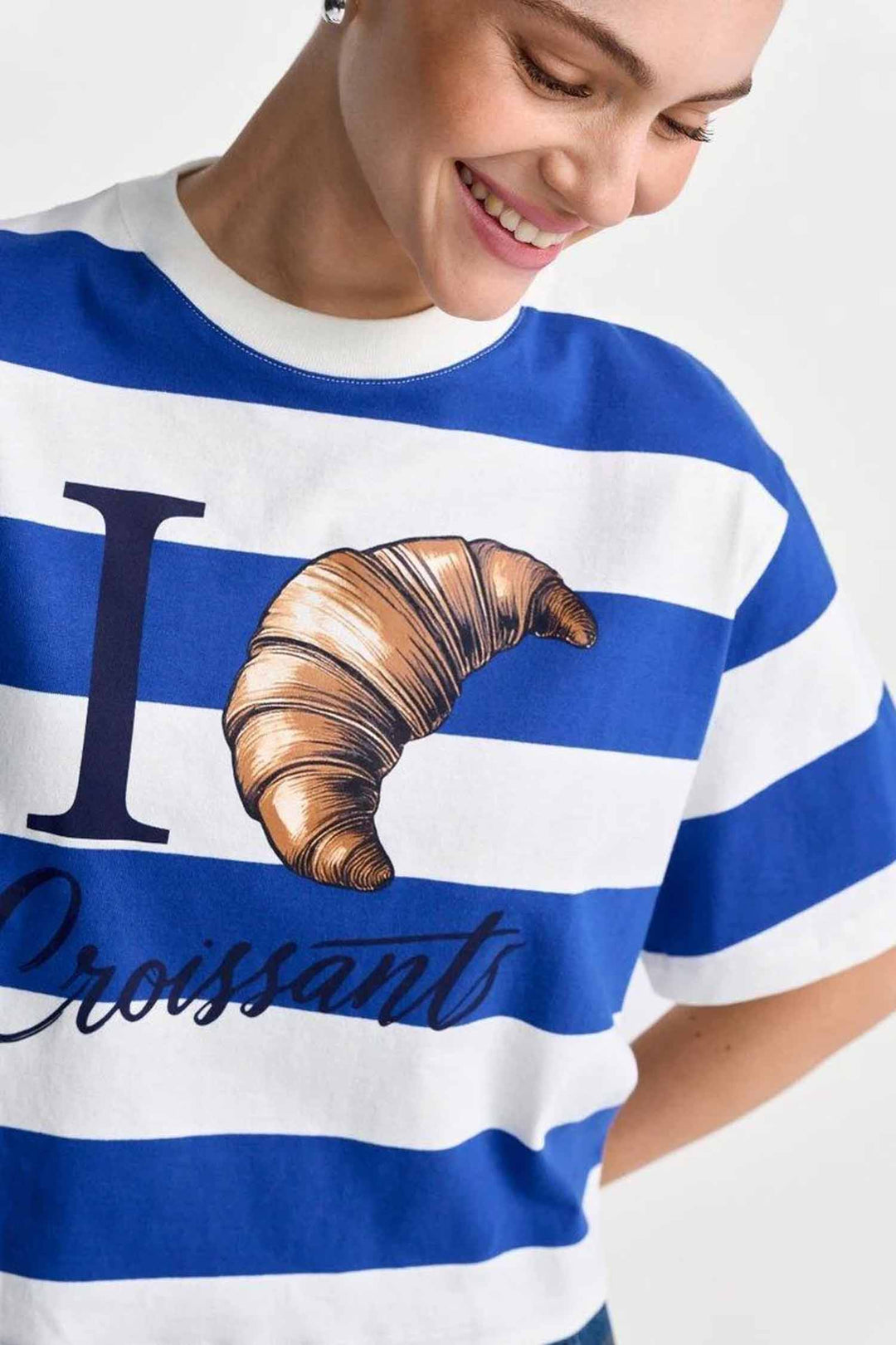 Boxy Striped Shirt Croissant in Royal Blue