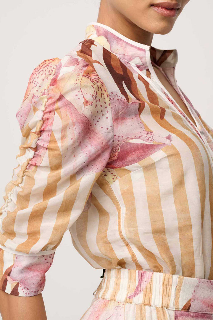 Calantha Ruched Sleeve Shirt in Golden Promenade