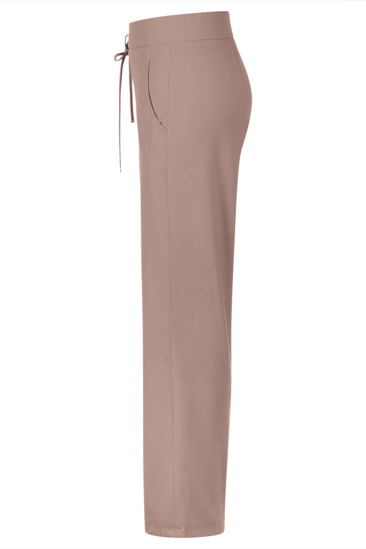 Candice Straight Pant in Taupe