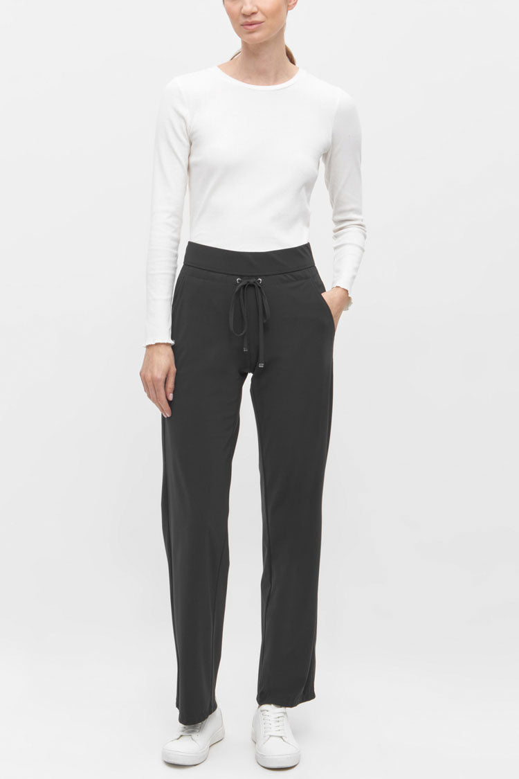 Candice Straight Pant in Navy