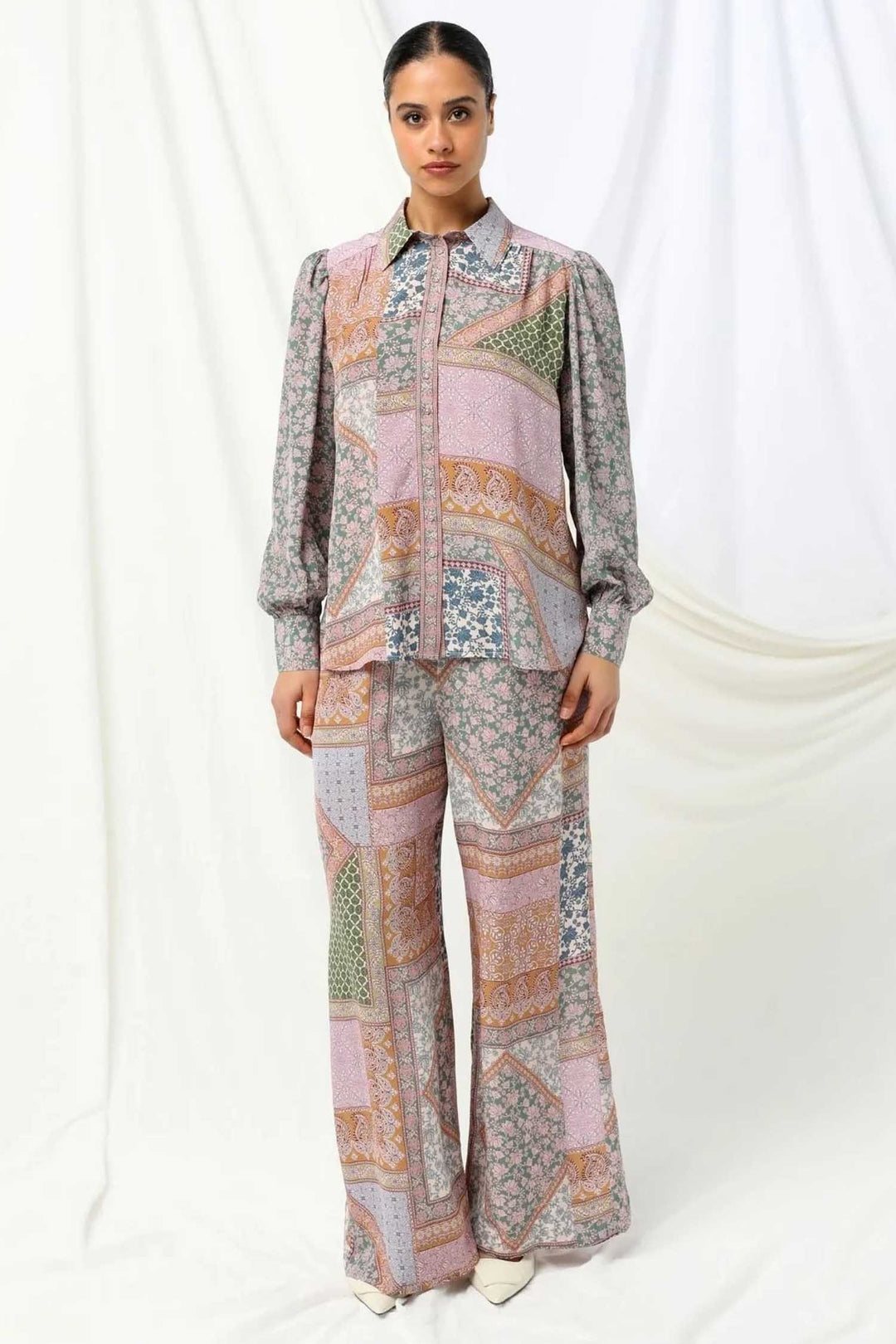 Caroline Blouse in Kindred