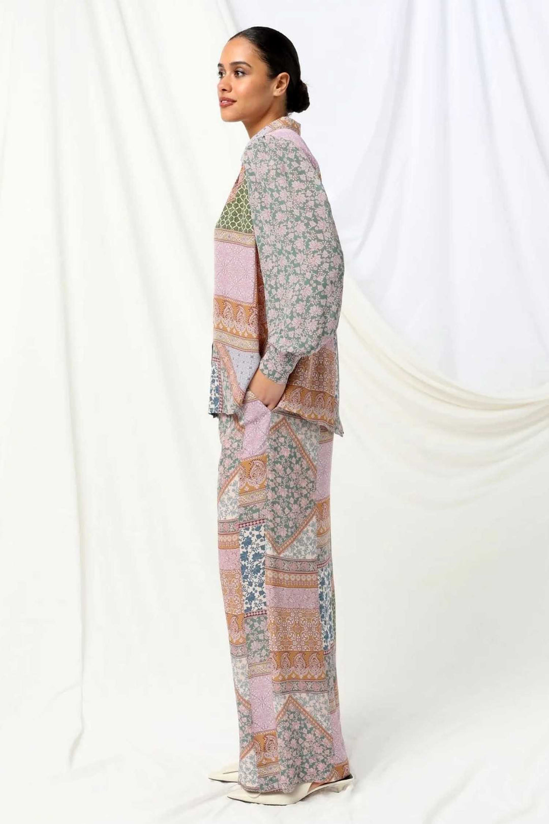 Caroline Blouse in Kindred