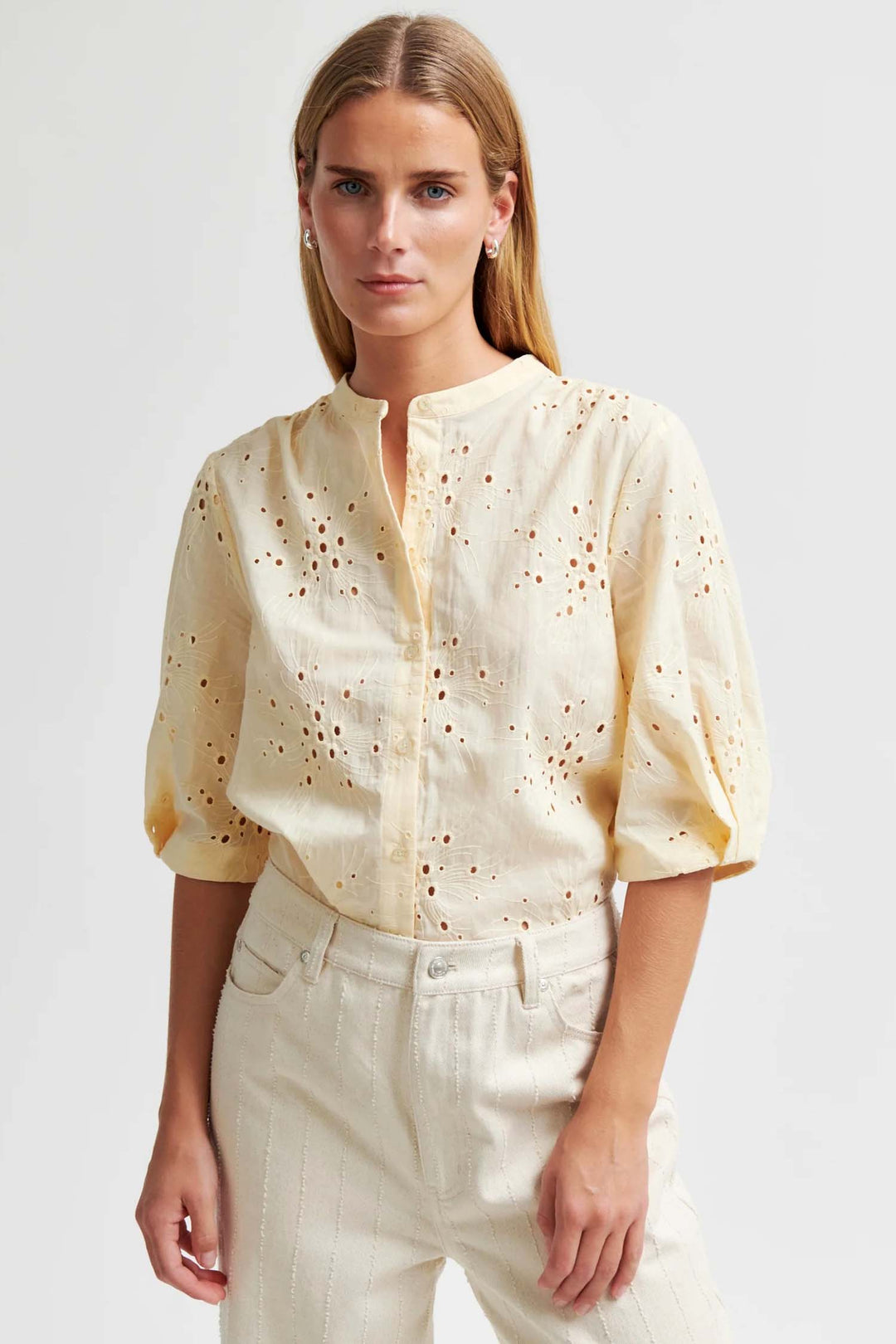 Cavana Shirt in Alabaster Glea