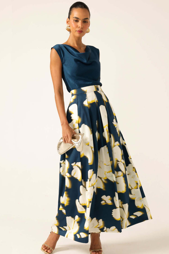 Chamonix Skirt in Navy Yellow Flower