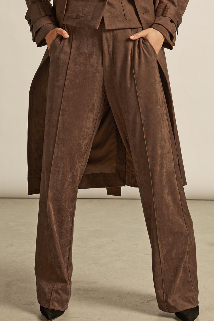 Chime Pant in Mocha