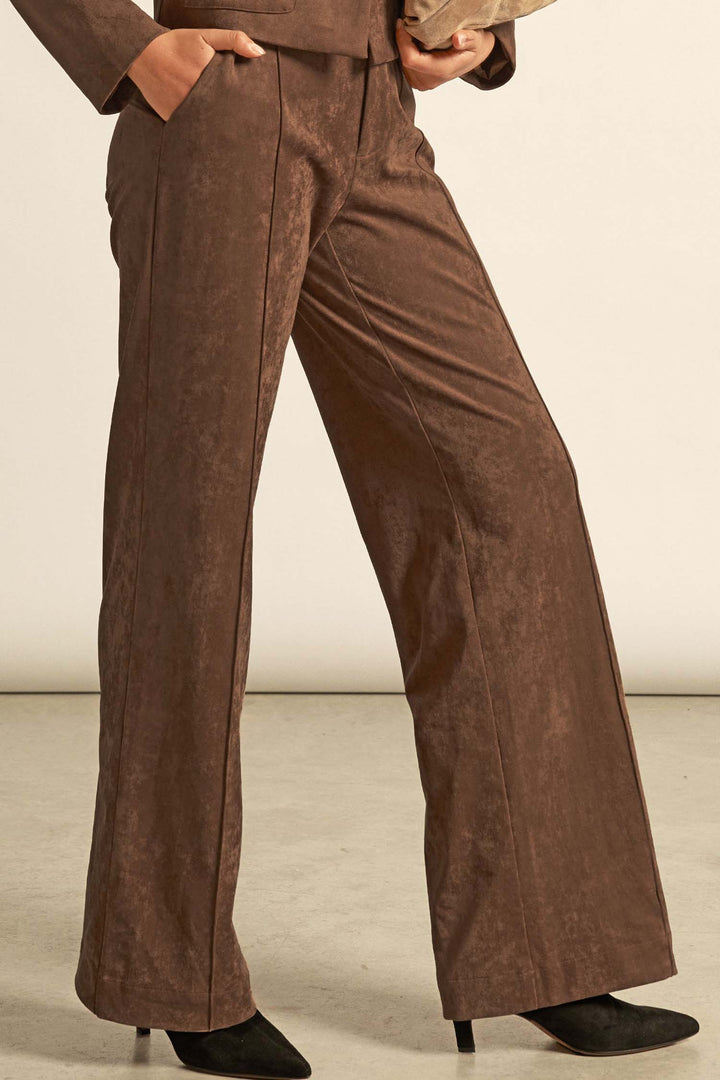 Chime Pant in Mocha