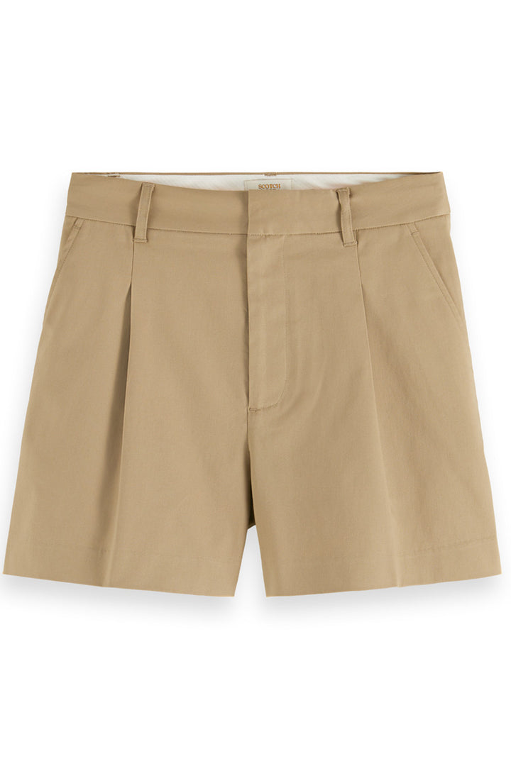 Chino Shorts in Light Army