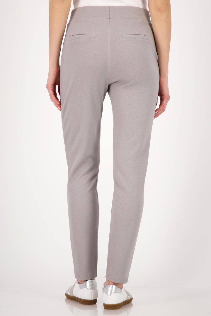 Classic Jogger in Oyster Grey