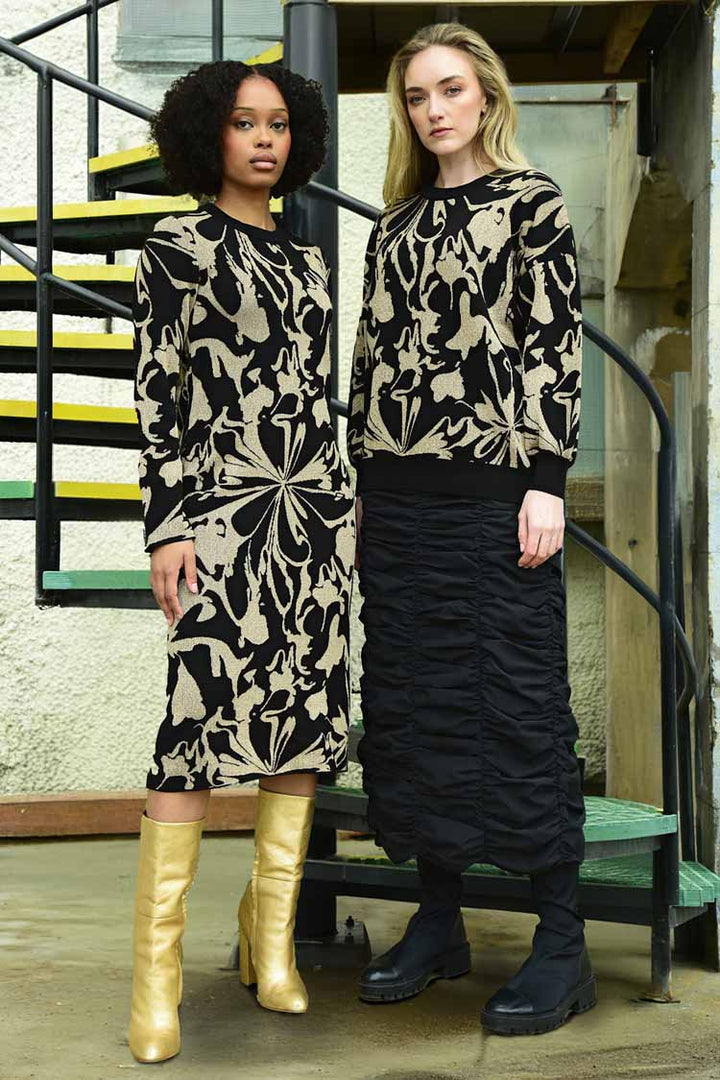 Cosy Business Dress in Black Gold
