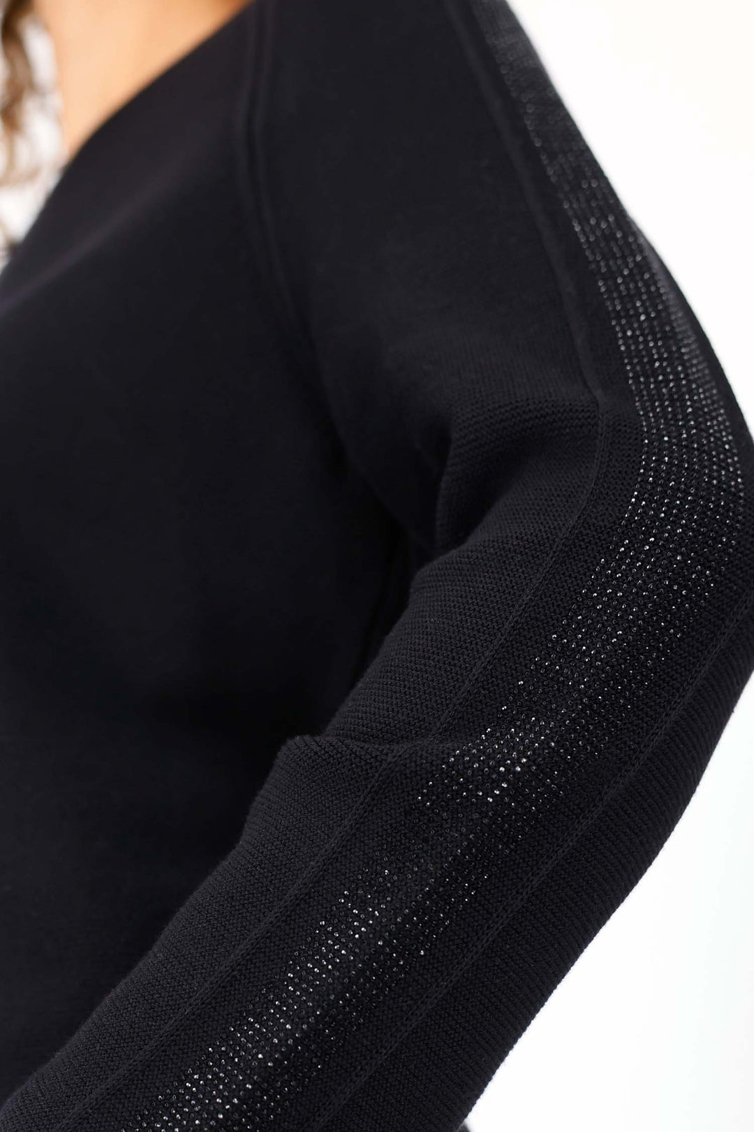 Cotton Wool Knit w Crystal Sleeve Detail in Black