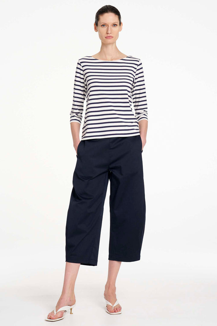 Crop Barrel Pant in Navy