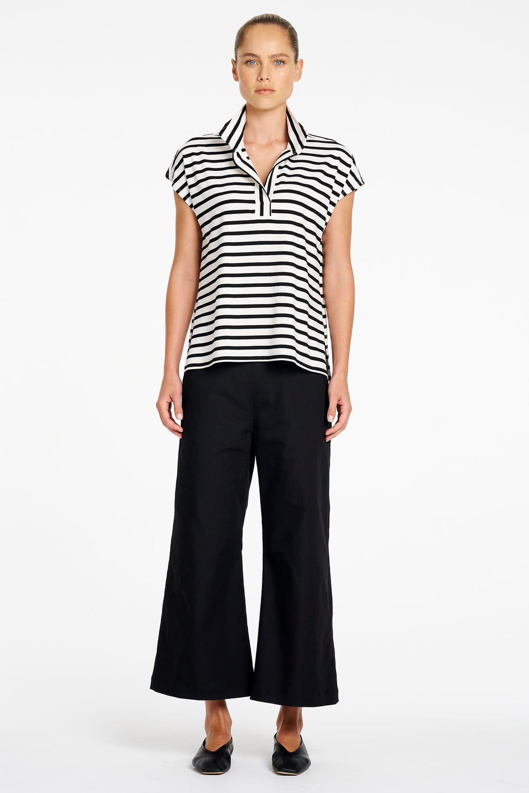 Crop Flat Pant in Black