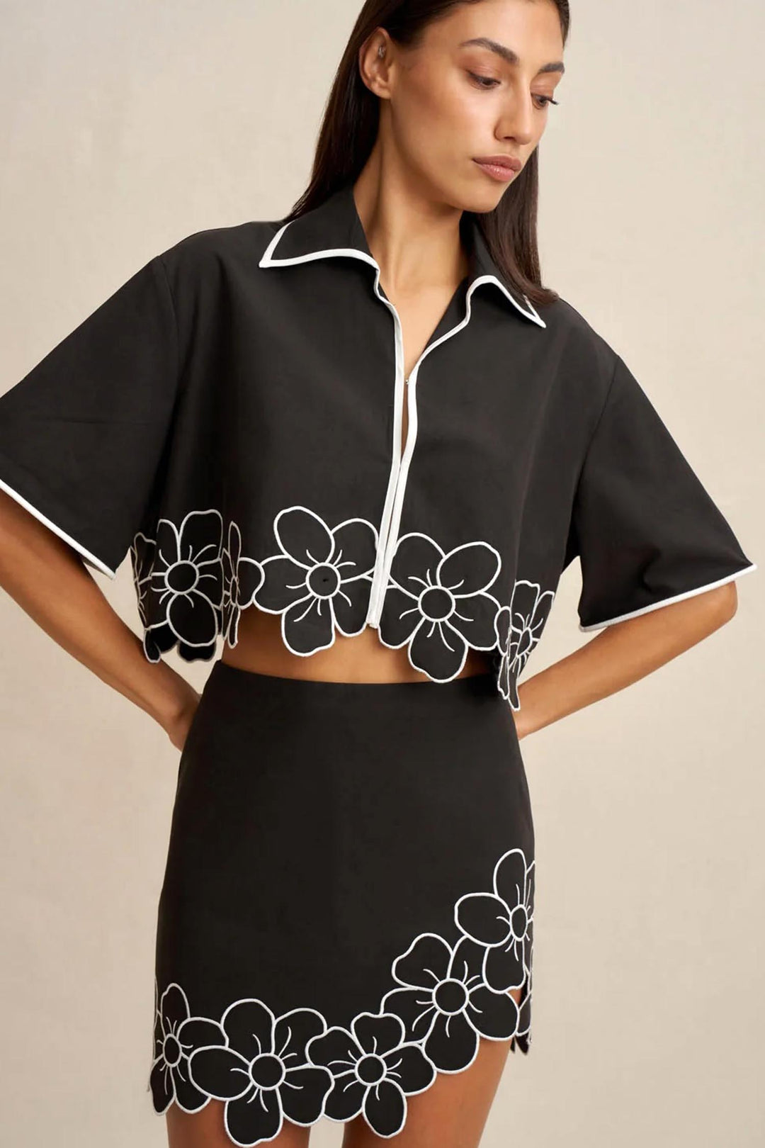Dahlia Crop Shirt in Black