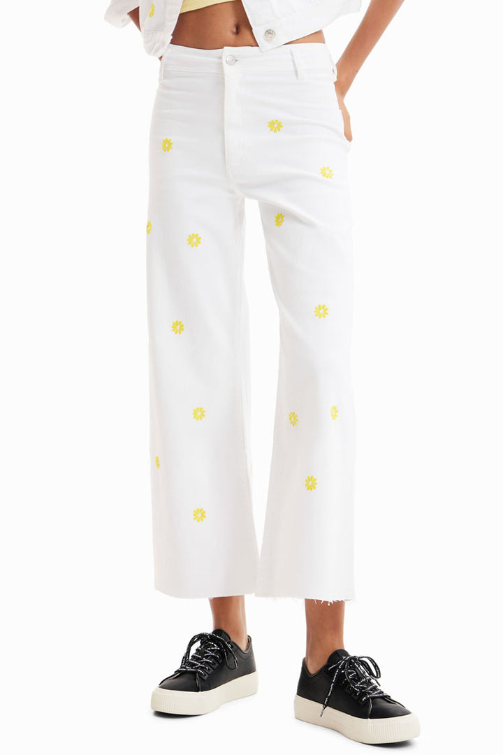 Daisy Cropped Culotte Jeans in White
