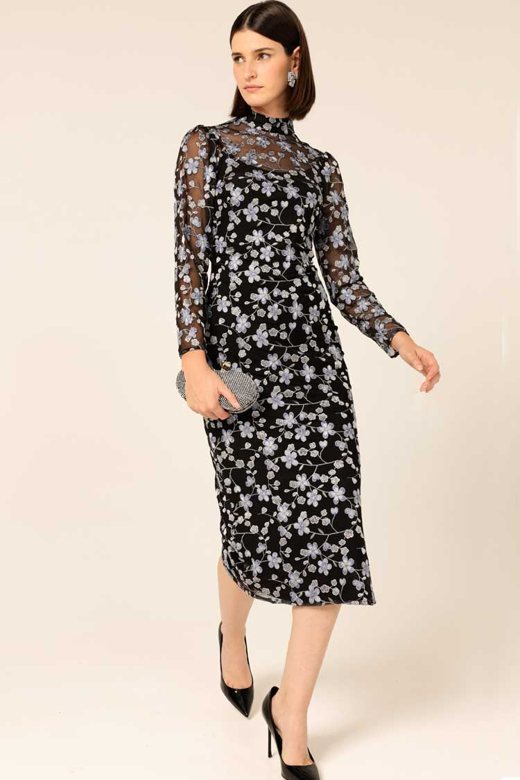 Delicate Domain Dress in Periwinkle Black Flower