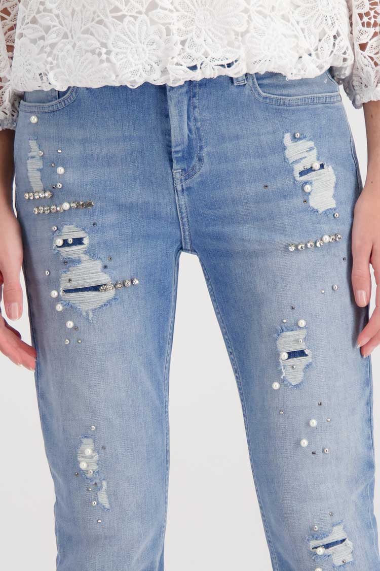 Destroyed Denim Jeans w Jewels